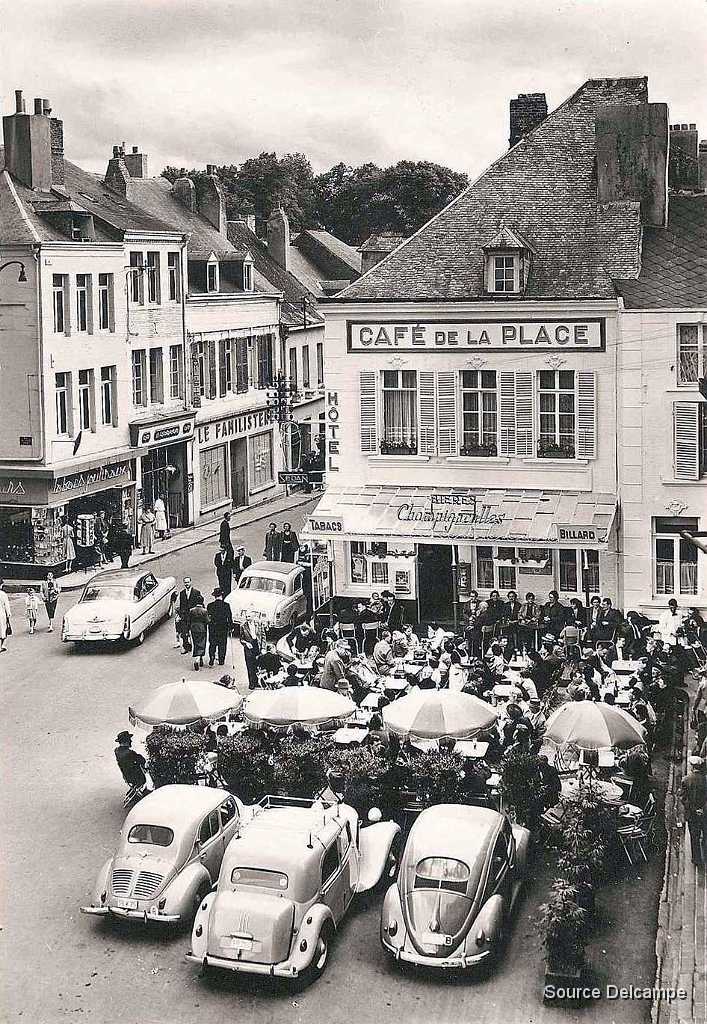 08 Givet Le Cafe de la Place.jpg